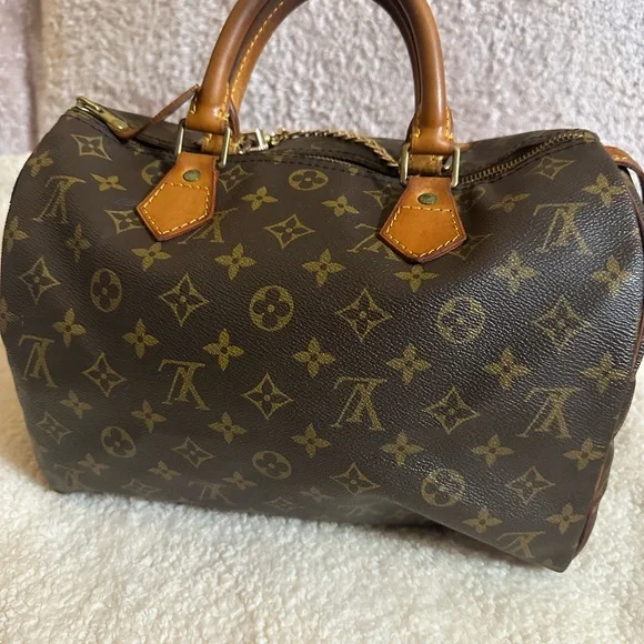 LV MONOGRAM SPEEDY 30 luxury item - Picture 5 of 5